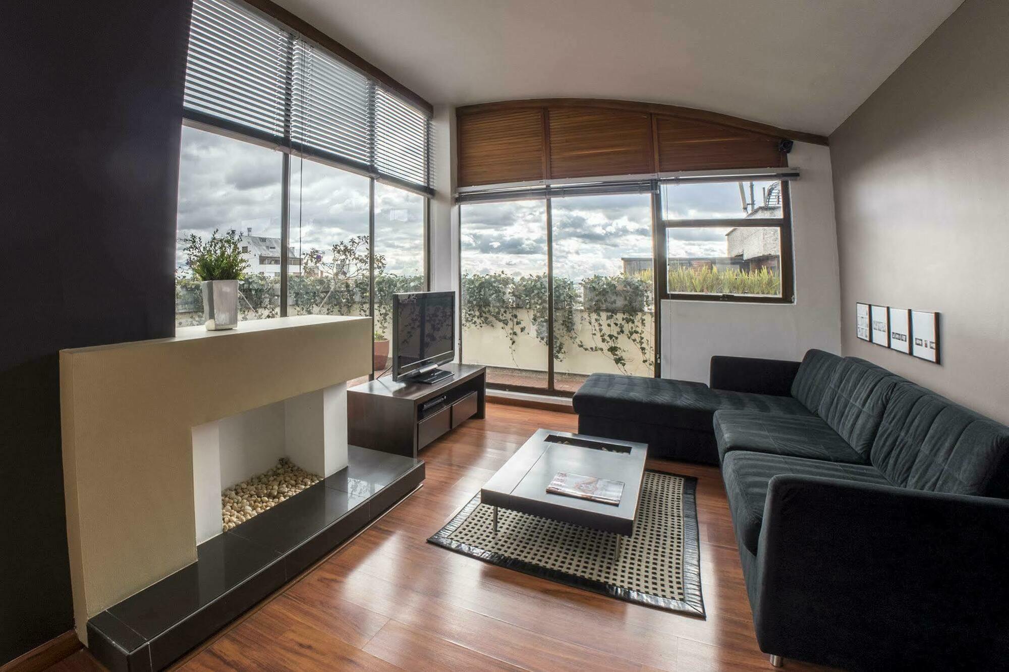 Hotel Lugano Suites Bogotá Exteriör bild