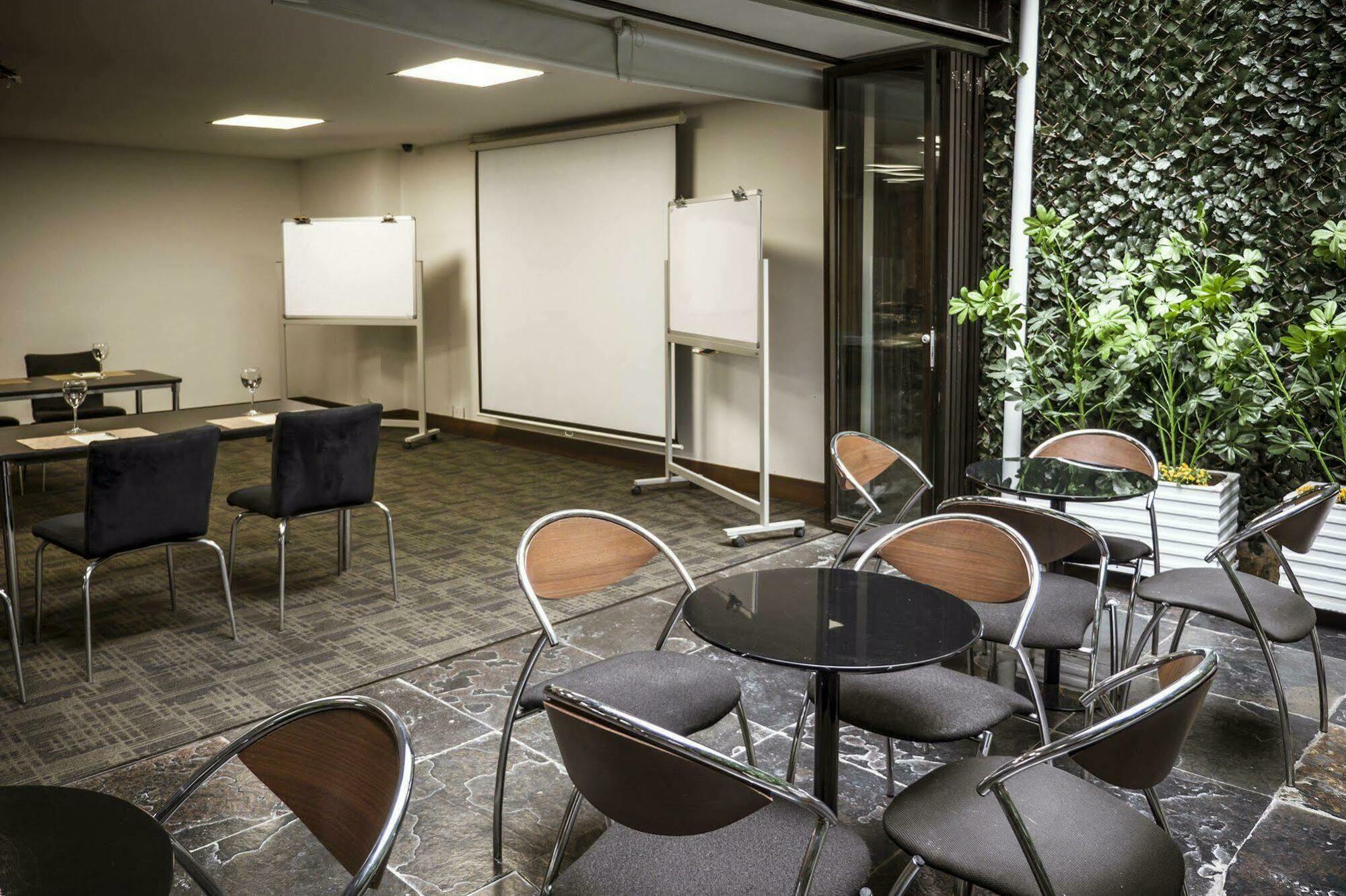Hotel Lugano Suites Bogotá Exteriör bild